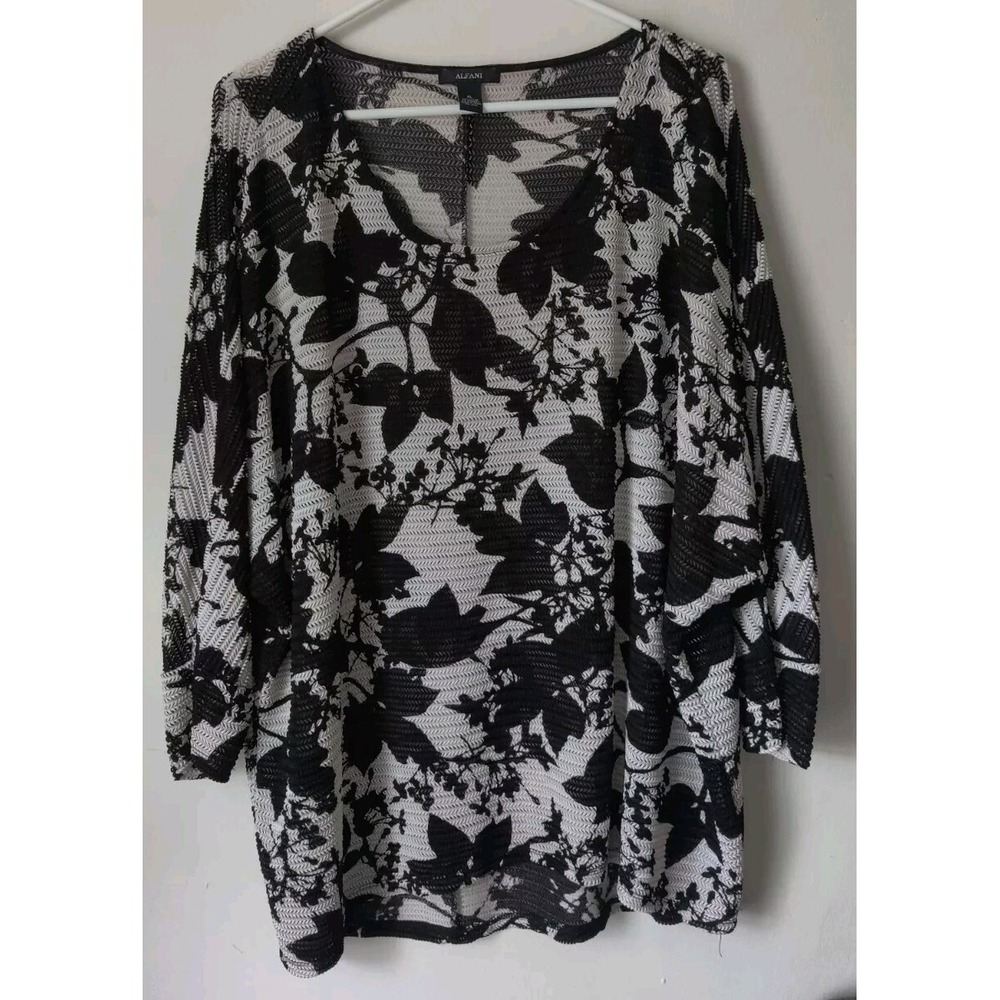 Alfani Top Black/Cream Floral Design Sz XL 3/4 Balloon Sleeve‎ Round Neck